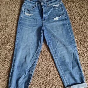 American Eagle Mom Jean